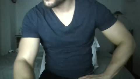 Snapshot of sexyyphilip chatting on January 14, 2025, 3:01 am sexyyphilip online show from January 14, 2025, 3:01 am