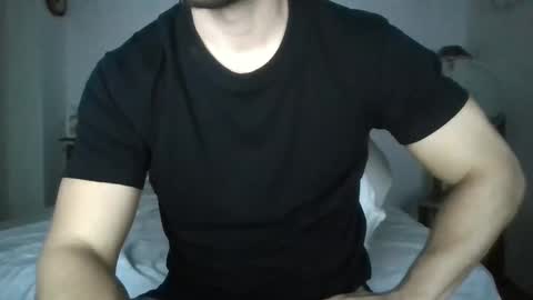 Snapshot of sexyyphilip chatting on January 24, 2025, 1:24 am sexyyphilip online show from January 24, 2025, 1:24 am