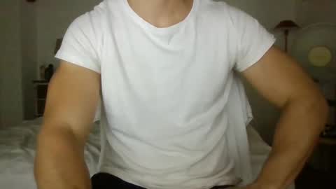 Snapshot of sexyyphilip chatting on February 12, 2025, 9:54 pm sexyyphilip online show from February 12, 2025, 9:54 pm