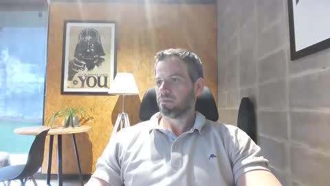 Snapshot of shad0w_hunter chatting on January 22, 2025, 9:43 pm shad0w_hunter online show from January 22, 2025, 9:43 pm