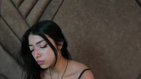 shadow_hill online show from October 24, 2025, 4:42 am