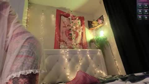Snapshot of shameles_pussy chatting on October 11, 2025, 1:20 pm shameles_pussy online show from October 11, 2025, 1:20 pm