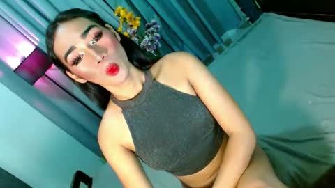 Snapshot of shane_hugexx chatting on December 20, 2024, 2:52 am MISS SHANE online show from December 20, 2024, 2:52 am