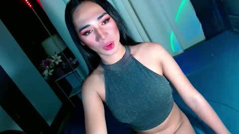 Snapshot of shane_hugexx chatting on February 4, 2025, 2:43 pm MISS SHANE online show from February 4, 2025, 2:43 pm