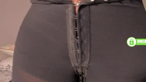 Snapshot of shannick03 chatting on January 17, 2025, 6:54 pm shack03 online show from January 17, 2025, 6:54 pm