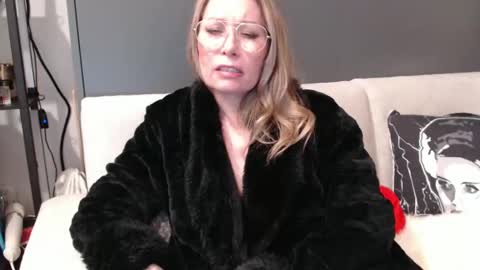 Snapshot of shannon07 chatting on January 9, 2025, 12:35 am Shannon07 online show from January 9, 2025, 12:35 am