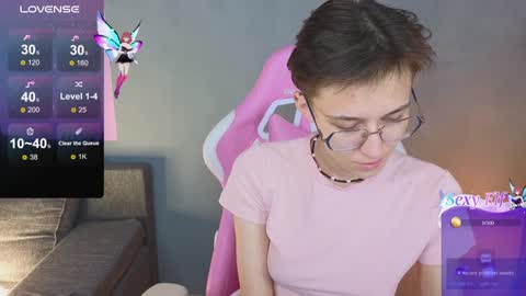 Snapshot of sharli_rose chatting on December 7, 2024, 6:15 pm Sharli online show from December 7, 2024, 6:15 pm