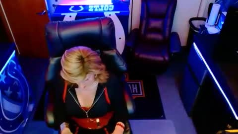 sharoncoxxx online show from October 27, 2025, 7:40 pm