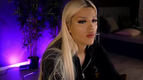 shayblonde online show from February 28, 2025, 9:01 pm