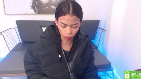 Snapshot of shenna_brunette_ chatting on January 29, 2025, 1:07 pm Shenna online show from January 29, 2025, 1:07 pm