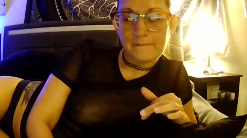 Snapshot of sheridenault chatting on October 15, 2025, 3:39 am Harley Townsend online show from October 15, 2025, 3:39 am