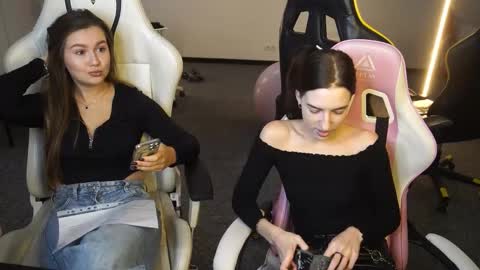 Snapshot of sheryl_elegance chatting on October 3, 2025, 10:23 am Sheryl online show from October 3, 2025, 10:23 am