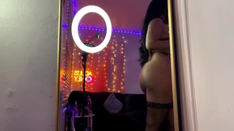 Snapshot of shesonastyy_20 chatting on January 14, 2025, 9:02 am Ask about Factime and csh pp online show from January 14, 2025, 9:02 am