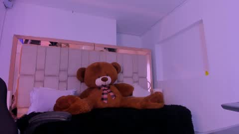 Snapshot of sheylabakerr chatting on January 12, 2025, 9:19 pm Sheyla Bakerr online show from January 12, 2025, 9:19 pm