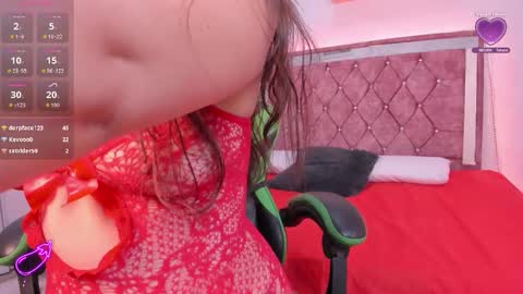 Snapshot of shopia_velvet chatting on September 27, 2025, 5:56 am Shopia online show from September 27, 2025, 5:56 am