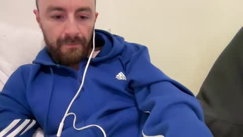 Snapshot of show_jizzness chatting on February 18, 2025, 10:03 pm show_jizzness online show from February 18, 2025, 10:03 pm