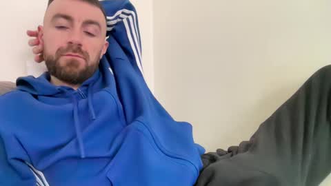 Snapshot of show_jizzness chatting on February 22, 2025, 2:30 pm show_jizzness online show from February 22, 2025, 2:30 pm