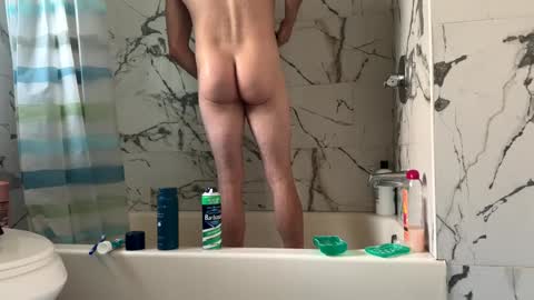 Snapshot of shreddylong chatting on September 11, 2025, 11:21 am shreddylong online show from September 11, 2025, 11:21 am