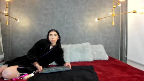 Snapshot of shumy_angels chatting on October 25, 2025, 6:10 am ZUMY ANGELS online show from October 25, 2025, 6:10 am
