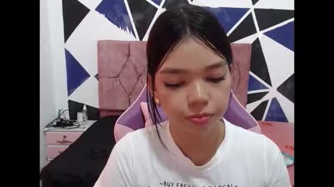 Snapshot of shy_luna18 chatting on October 17, 2025, 3:47 pm luna online show from October 17, 2025, 3:47 pm