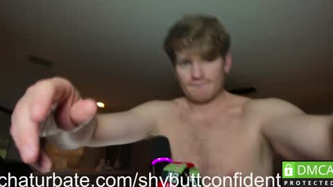 Snapshot of shybuttconfident chatting on December 31, 2024, 2:08 am Jay online show from December 31, 2024, 2:08 am