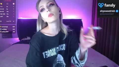 Snapshot of shysweetrish chatting on February 16, 2025, 4:42 am shysweetrish online show from February 16, 2025, 4:42 am