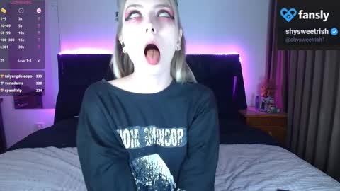 Snapshot of shysweetrish chatting on February 26, 2025, 11:59 pm shysweetrish online show from February 26, 2025, 11:59 pm