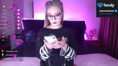 Snapshot of shysweetrish chatting on October 6, 2025, 2:31 am shysweetrish online show from October 6, 2025, 2:31 am
