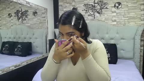 Snapshot of siacavad_sex chatting on October 30, 2025, 1:01 pm Alicia online show from October 30, 2025, 1:01 pm