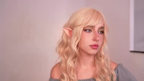 Snapshot of silent_chill chatting on February 16, 2025, 11:16 am Chilli online show from February 16, 2025, 11:16 am