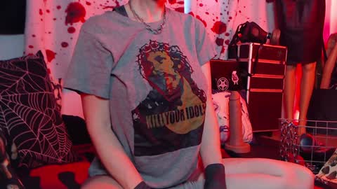 Snapshot of silentmary chatting on October 1, 2025, 5:30 pm Allmylinkssilentmary666 online show from October 1, 2025, 5:30 pm