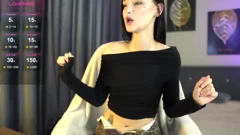 Simona online show from September 25, 2025, 2:10 pm