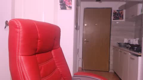 Snapshot of simyhvn chatting on October 16, 2025, 4:52 pm simyhvn online show from October 16, 2025, 4:52 pm