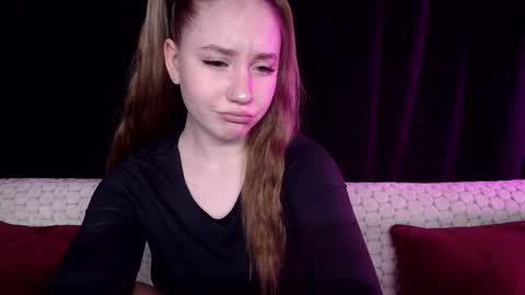 Snapshot of sindiwatsoon chatting on December 27, 2024, 5:59 pm Sindi online show from December 27, 2024, 5:59 pm