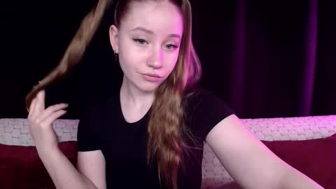 Snapshot of sindiwatsoon chatting on January 2, 2025, 11:41 am Sindi online show from January 2, 2025, 11:41 am