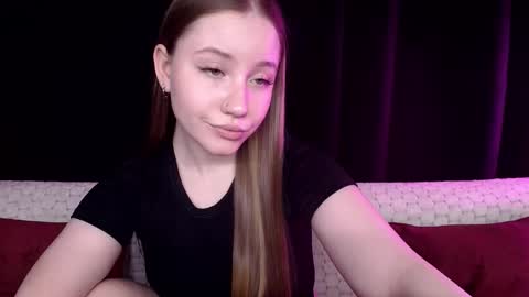 Snapshot of sindiwatsoon chatting on January 16, 2025, 4:39 pm Sindi online show from January 16, 2025, 4:39 pm