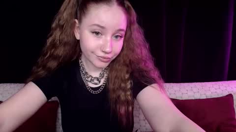 Snapshot of sindiwatsoon chatting on January 19, 2025, 5:28 pm Sindi online show from January 19, 2025, 5:28 pm