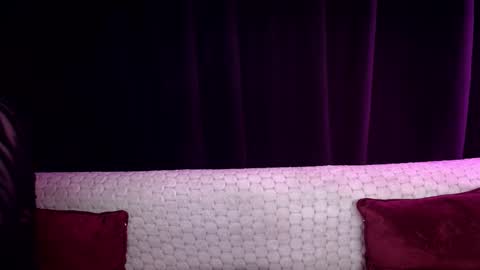 Snapshot of sindiwatsoon chatting on February 5, 2025, 2:59 pm Sindi online show from February 5, 2025, 2:59 pm