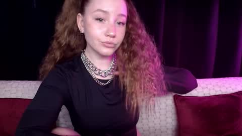 Snapshot of sindiwatsoon chatting on February 13, 2025, 1:37 pm Sindi online show from February 13, 2025, 1:37 pm