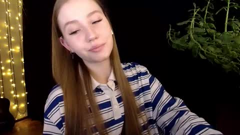 Snapshot of sindiwatsoon chatting on October 7, 2025, 11:29 am Sindi online show from October 7, 2025, 11:29 am