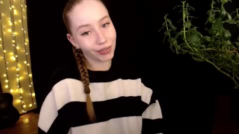 Snapshot of sindiwatsoon chatting on October 14, 2025, 11:22 am Sindi online show from October 14, 2025, 11:22 am