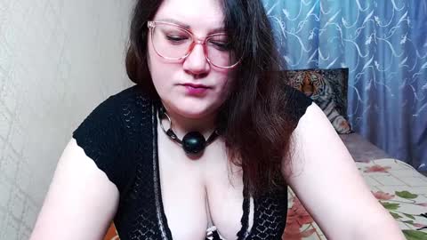 Snapshot of sindyjenice chatting on December 2, 2024, 7:25 am Angela online show from December 2, 2024, 7:25 am