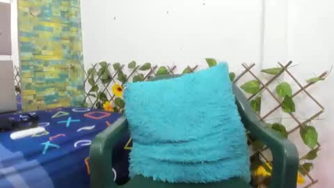 Snapshot of sirryant chatting on January 25, 2025, 9:35 pm SIR RYANT online show from January 25, 2025, 9:35 pm