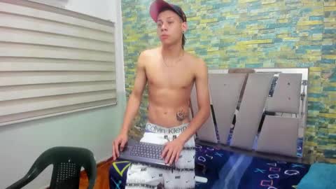 Snapshot of sirryant chatting on February 1, 2025, 7:23 pm SIR RYANT online show from February 1, 2025, 7:23 pm