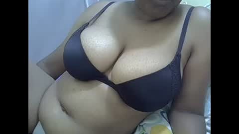 Snapshot of sisibrown97 chatting on January 13, 2025, 9:41 am brown online show from January 13, 2025, 9:41 am