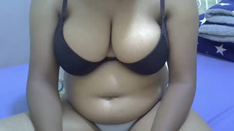 Snapshot of sisibrown97 chatting on January 13, 2025, 12:45 pm brown online show from January 13, 2025, 12:45 pm