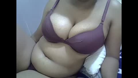 Snapshot of sisibrown97 chatting on February 27, 2025, 3:26 pm brown online show from February 27, 2025, 3:26 pm