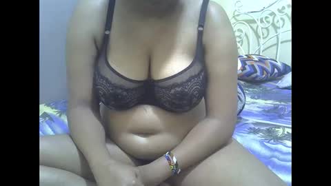 Snapshot of sisibrown97 chatting on October 16, 2025, 5:08 am brown online show from October 16, 2025, 5:08 am