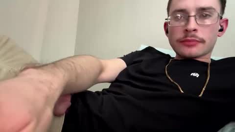 Snapshot of skinndick214 chatting on November 2, 2025, 3:14 pm daddy online show from November 2, 2025, 3:14 pm