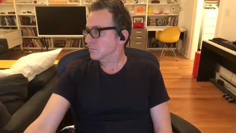 Snapshot of skyline3371 chatting on January 15, 2025, 7:05 am Skyline3371 online show from January 15, 2025, 7:05 am